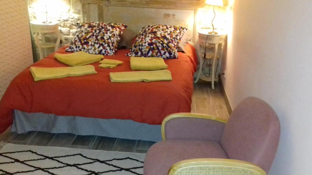 Le Vitrail Chambre Equipee Sans Service Repas Yvetot-Bocage Exterior foto