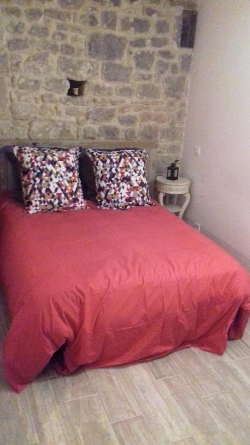 Le Vitrail Chambre Equipee Sans Service Repas Yvetot-Bocage Exterior foto